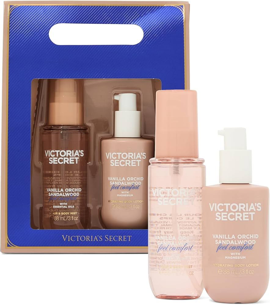 Set Mini Victoria's Secret a moment to feel 